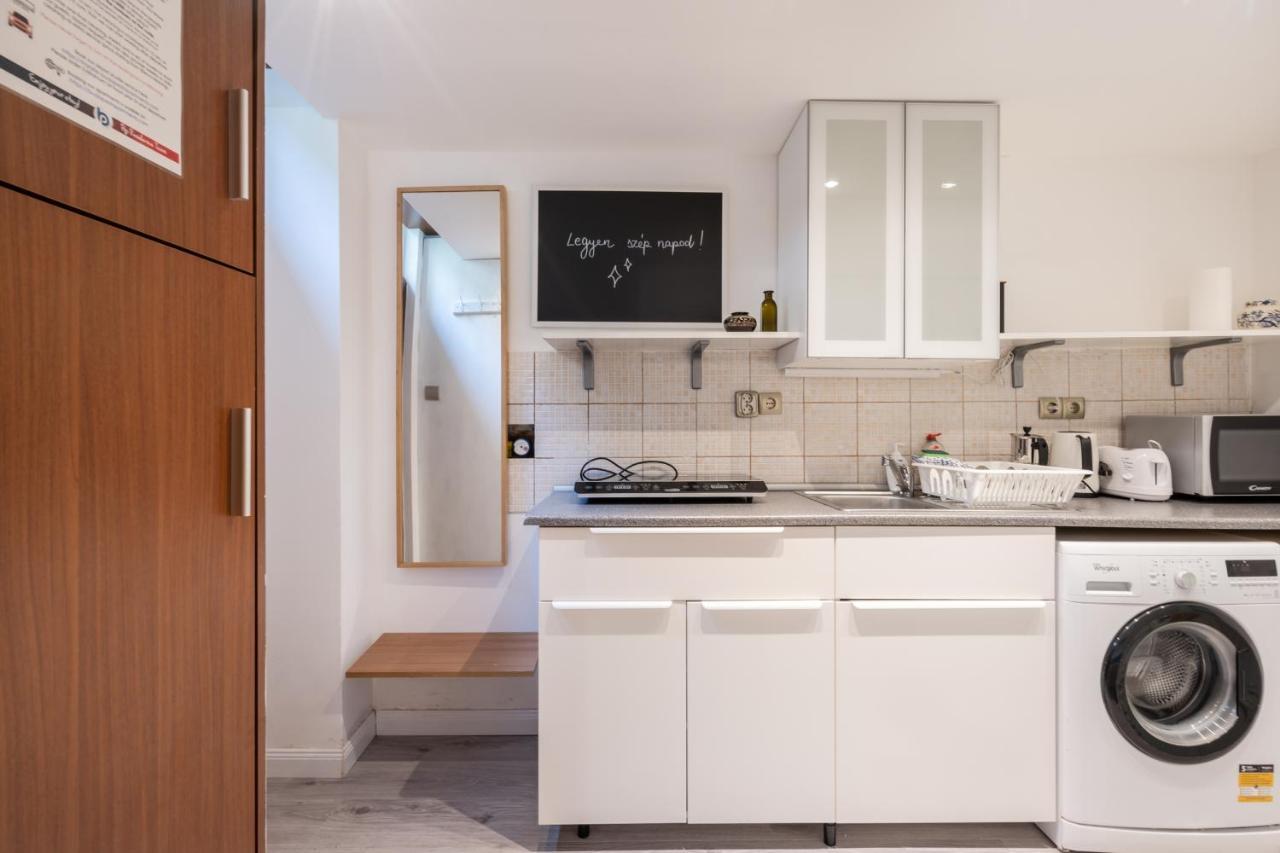 Innova Vision Apartment Будапеща Екстериор снимка